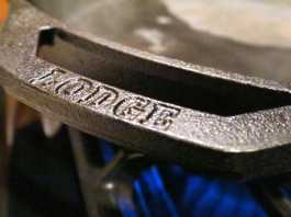 cast iron cookware vs stainless steel cookware vs nonstick cookware