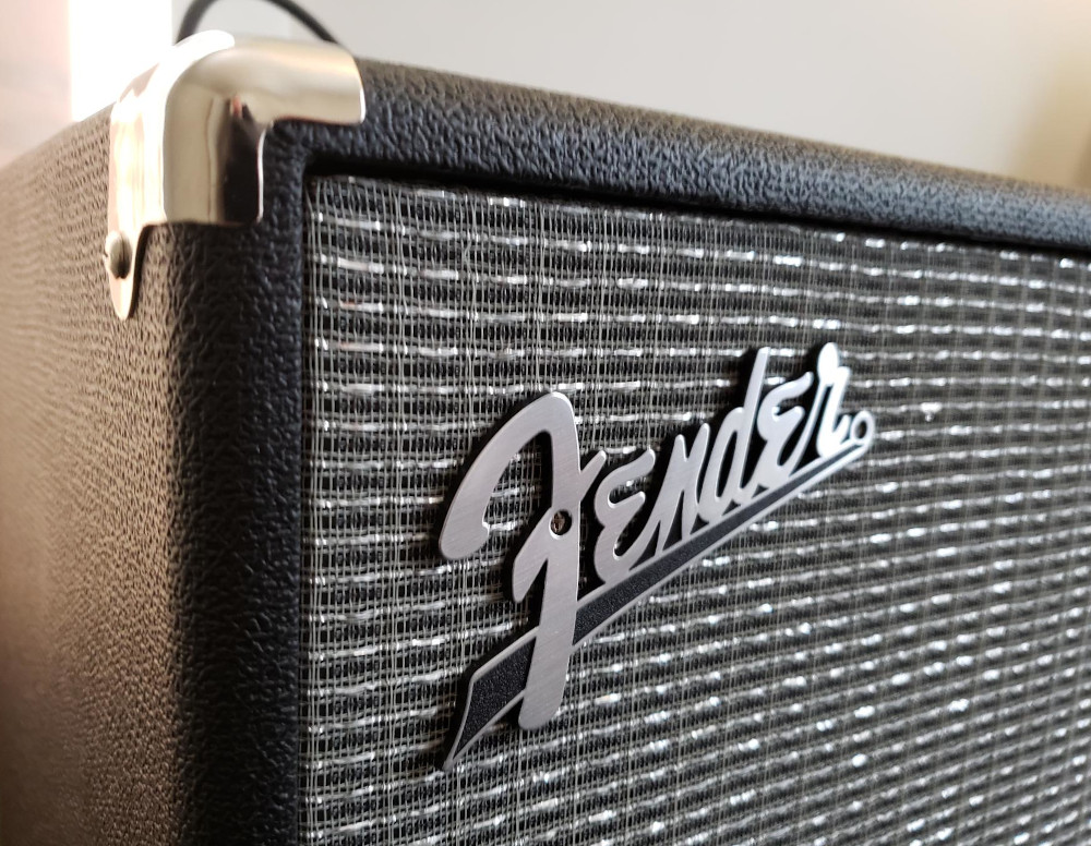 is the fender rumble 25 any good